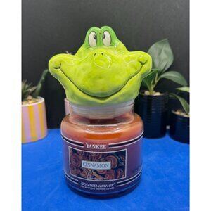 Yankee Cinnamon Scented Candle With Frog Ceramic Lid 14.5 Oz Housewarmer Edition
